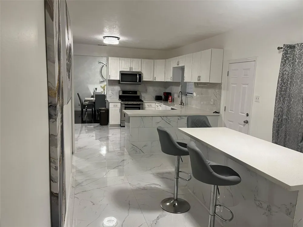 5014 Kleinbrook Drive Houston, TX 77066