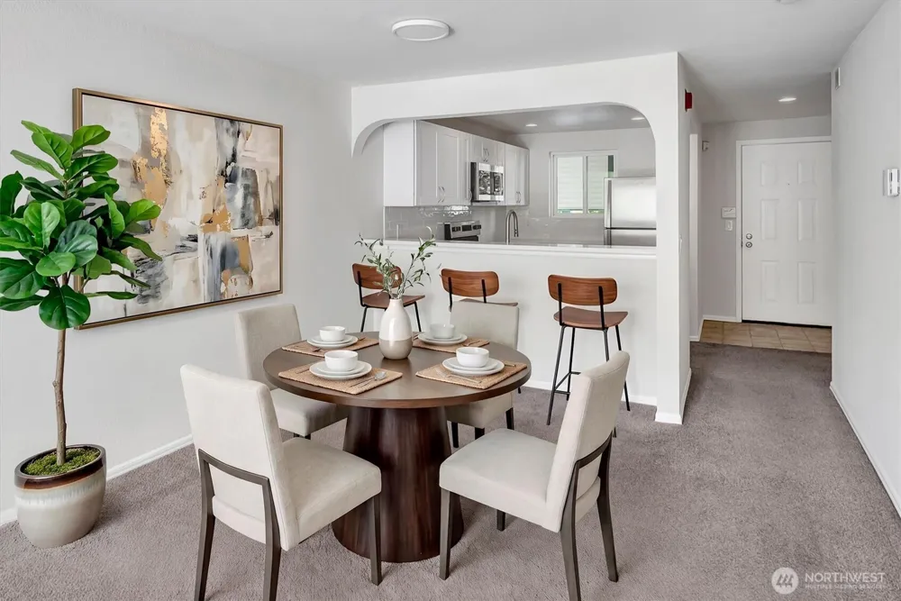 12740 NE 10th Place #E305 Bellevue, WA 98005