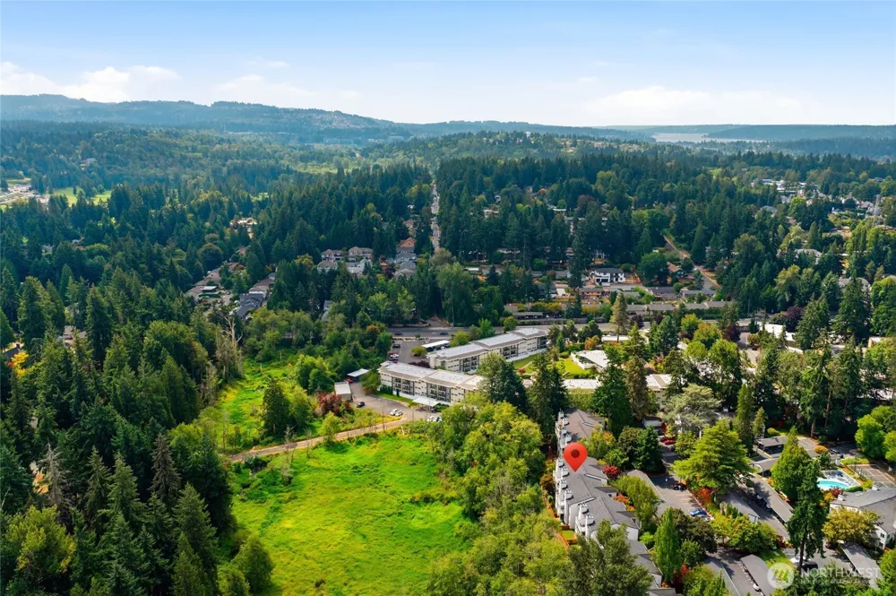 12740 NE 10th Place #E305 Bellevue, WA 98005