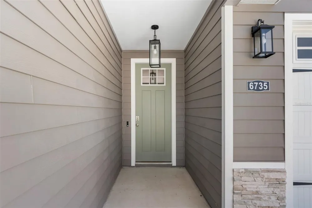 6735 SW 10TH LANE Gainesville, FL 32607