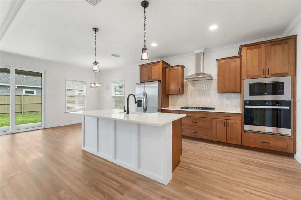 6735 SW 10TH LANE Gainesville, FL 32607