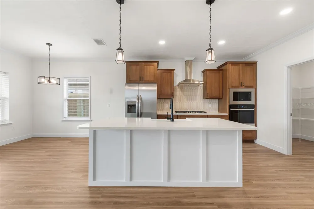 6735 SW 10TH LANE Gainesville, FL 32607