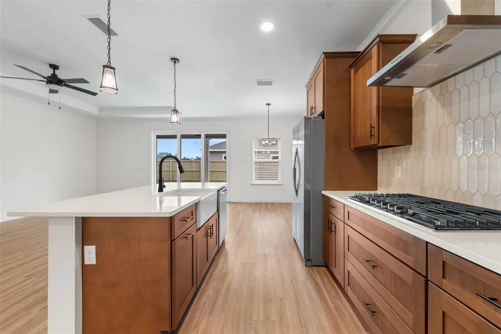 6735 SW 10TH LANE Gainesville, FL 32607