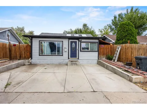 3475 W Dakota Avenue