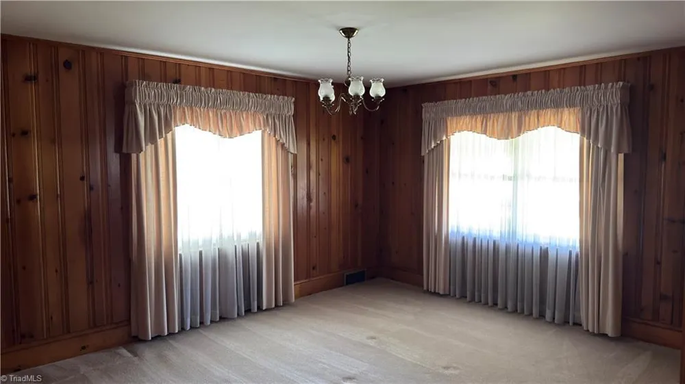 417 W Main Street Yadkinville, NC 27055