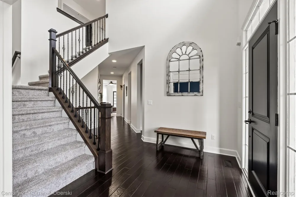 52365 Trailwood Drive Lyon Charter Township, MI 48178