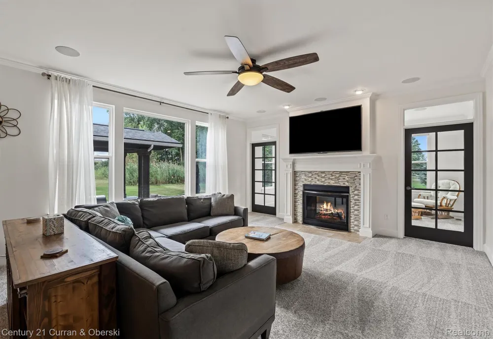 52365 Trailwood Drive Lyon Charter Township, MI 48178