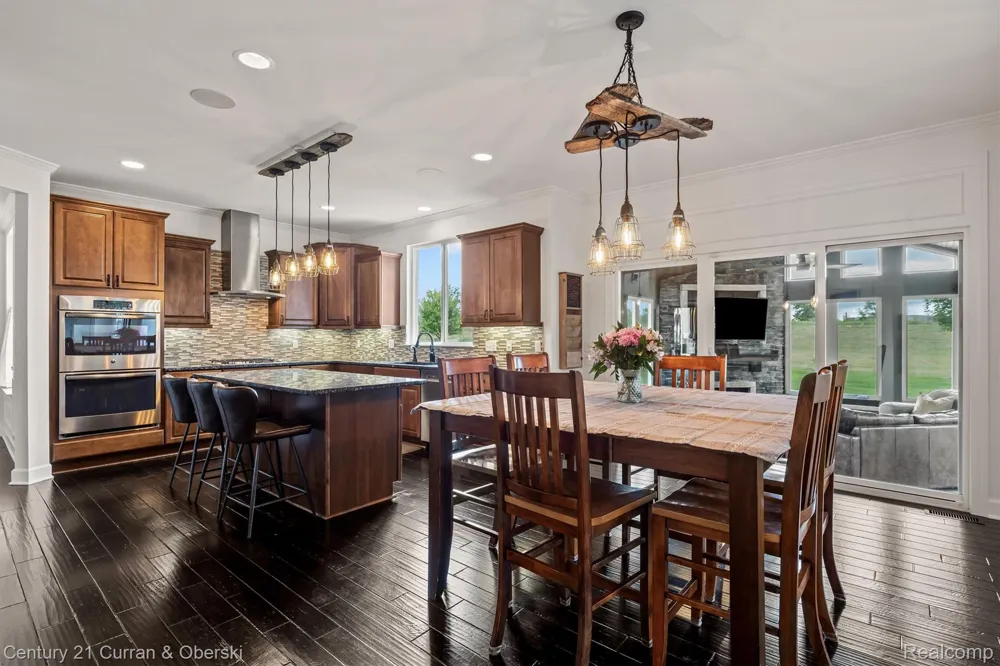 52365 Trailwood Drive Lyon Charter Township, MI 48178