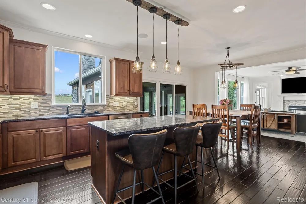 52365 Trailwood Drive Lyon Charter Township, MI 48178
