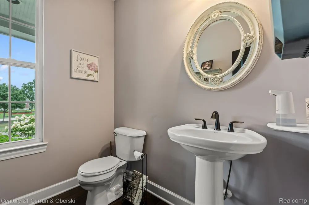 52365 Trailwood Drive Lyon Charter Township, MI 48178