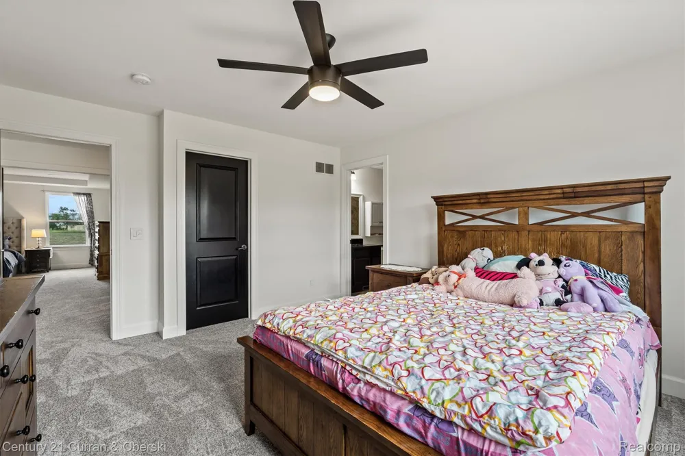 52365 Trailwood Drive Lyon Charter Township, MI 48178