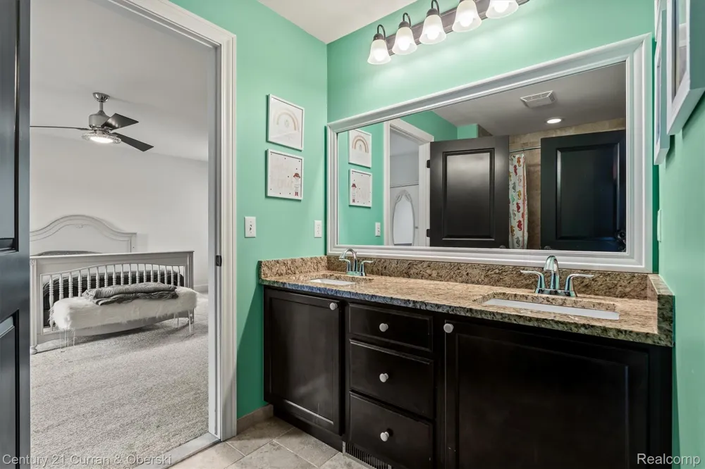52365 Trailwood Drive Lyon Charter Township, MI 48178