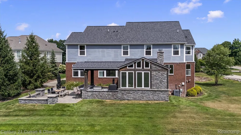 52365 Trailwood Drive Lyon Charter Township, MI 48178