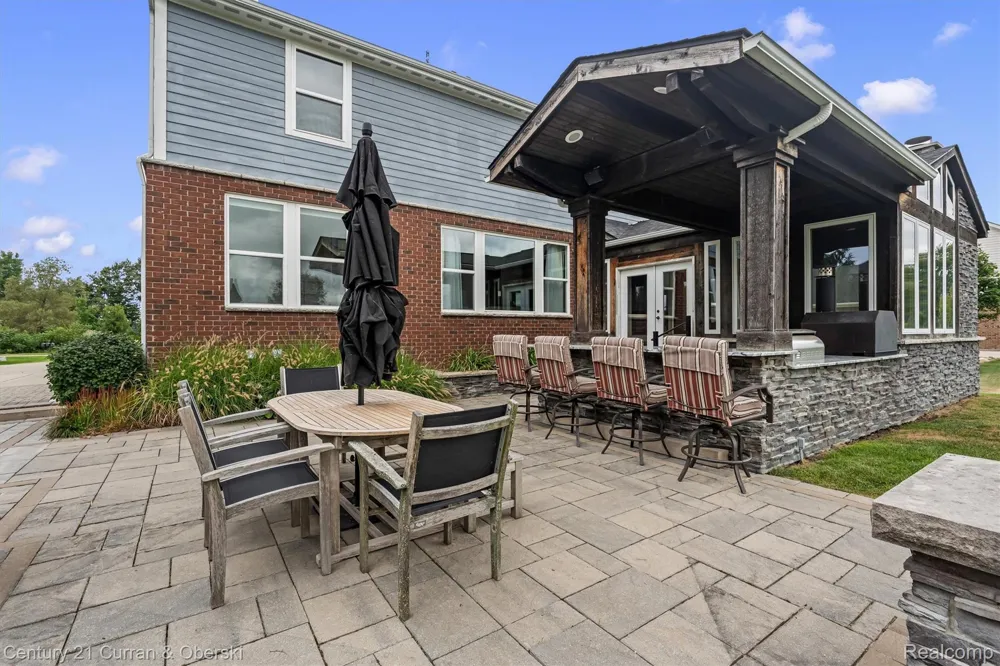 52365 Trailwood Drive Lyon Charter Township, MI 48178