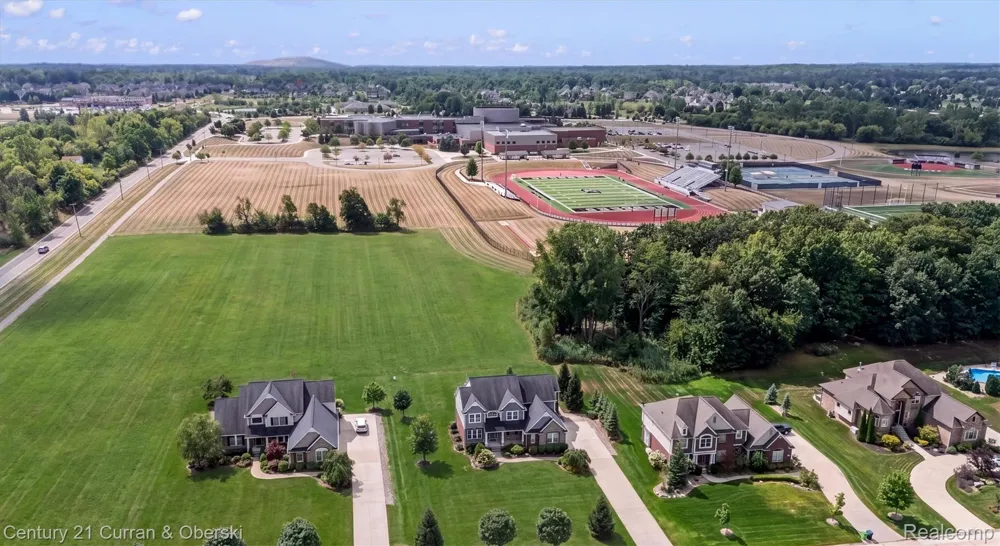 52365 Trailwood Drive Lyon Charter Township, MI 48178