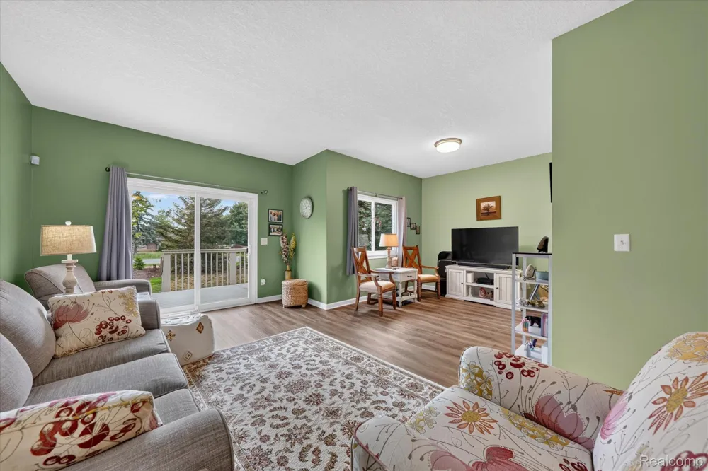 4313 Osprey Lane Burton City, MI 48519