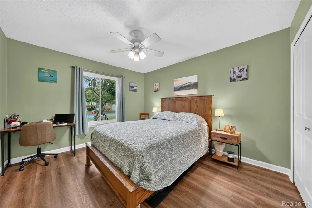 4313 Osprey Lane Burton City, MI 48519