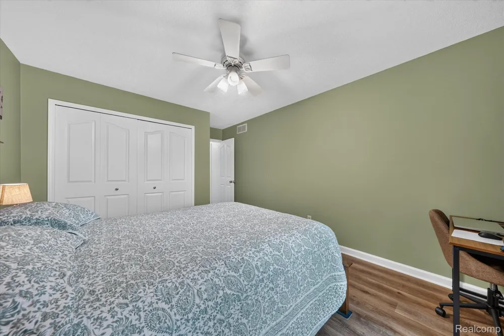 4313 Osprey Lane Burton City, MI 48519