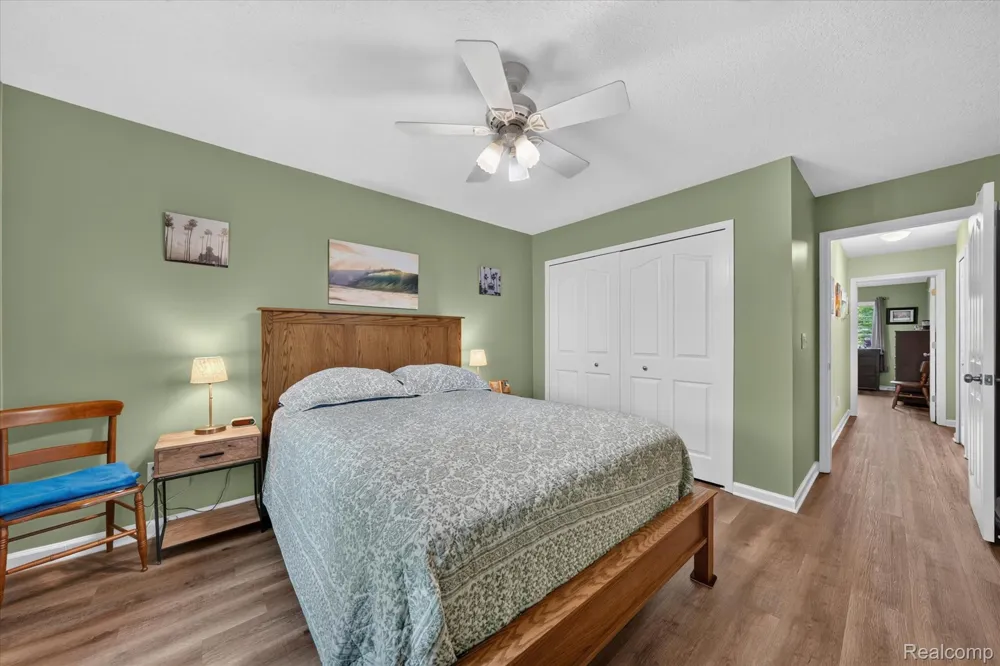 4313 Osprey Lane Burton City, MI 48519