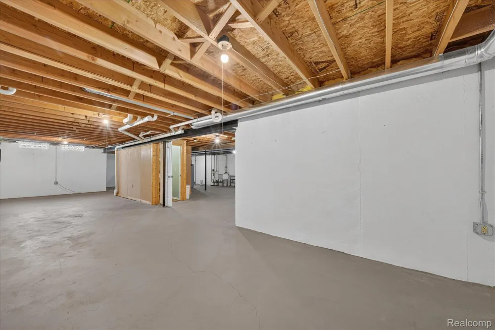 4313 Osprey Lane Burton City, MI 48519