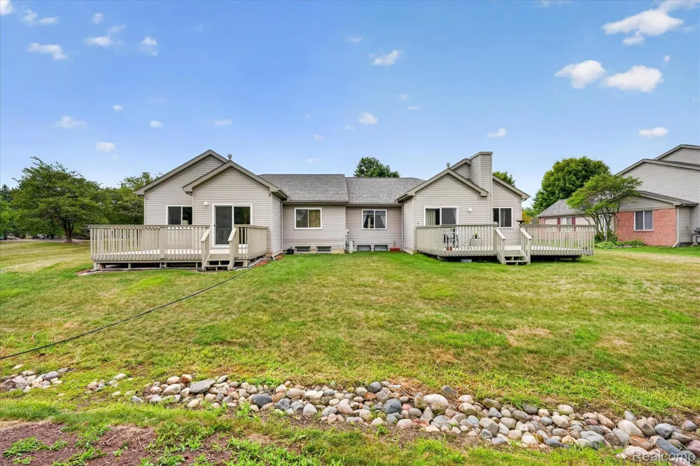 4313 Osprey Lane Burton City, MI 48519