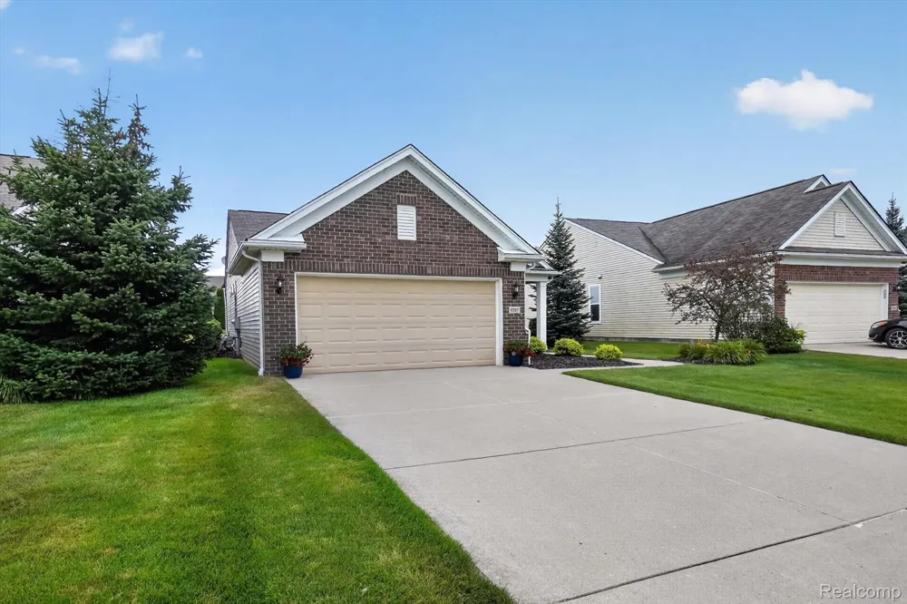 9397 Sand Hill Drive Grand Blanc Charter Township, MI 48439