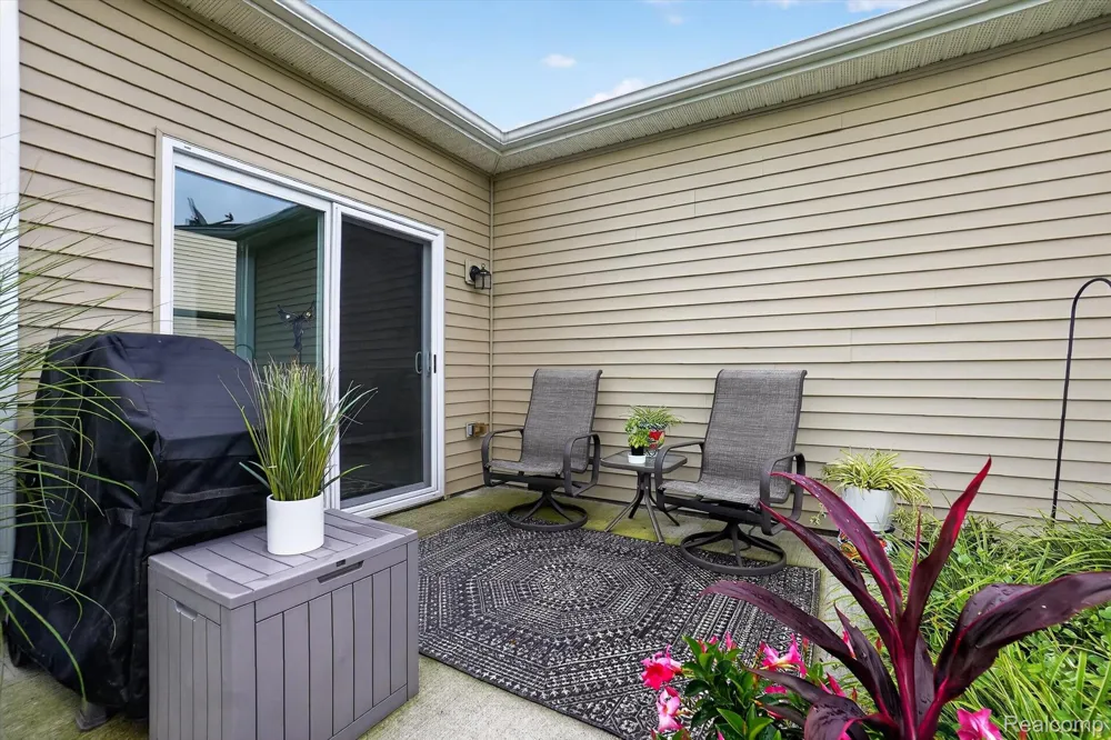 9397 Sand Hill Drive Grand Blanc Charter Township, MI 48439