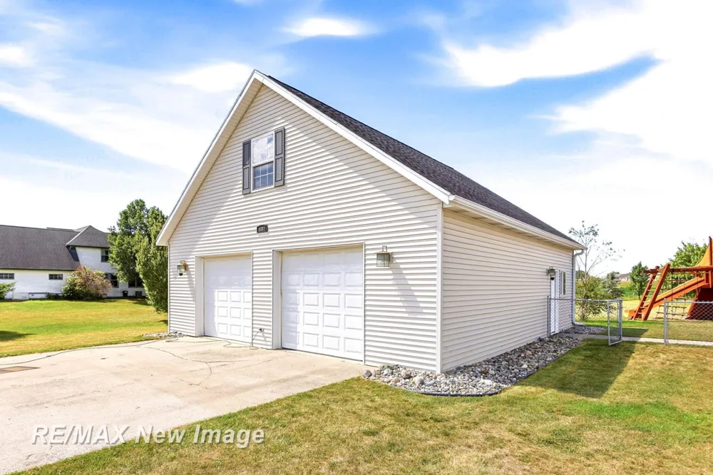4881 Gleaner Road Thomas Township, MI 48623