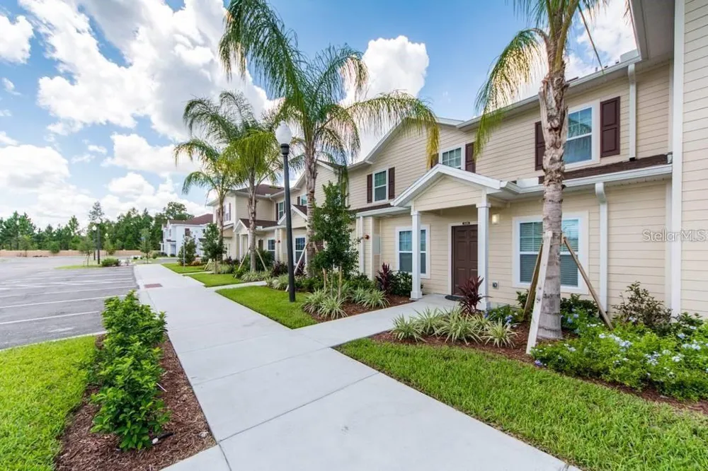 3226 WISH AVENUE Kissimmee, FL 34747