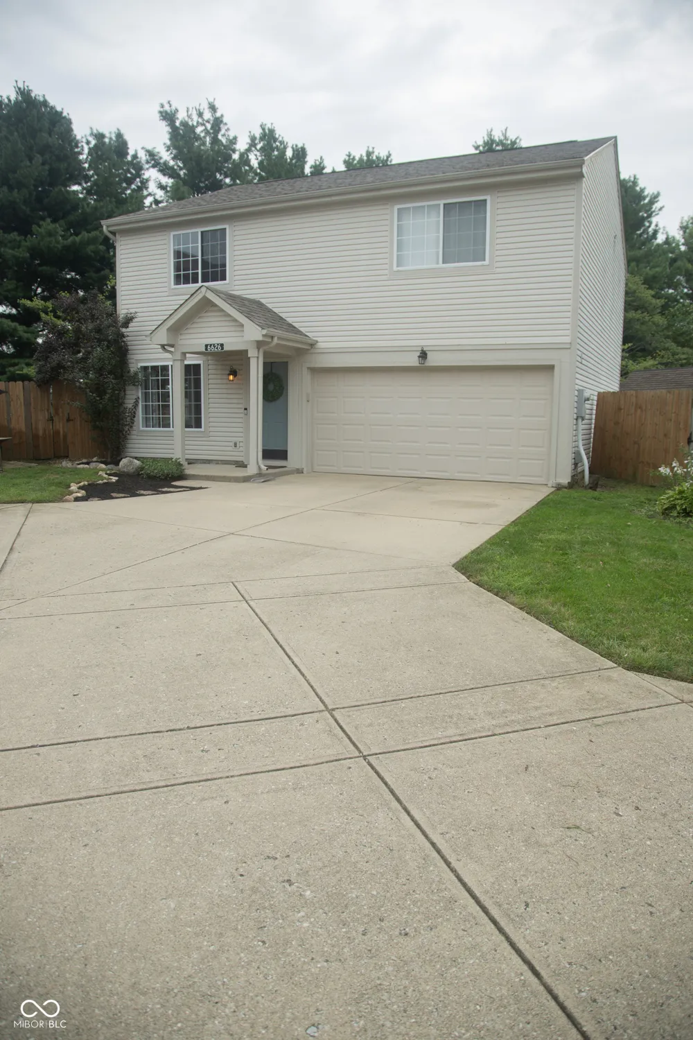 6626 Largo Plainfield, IN 46168