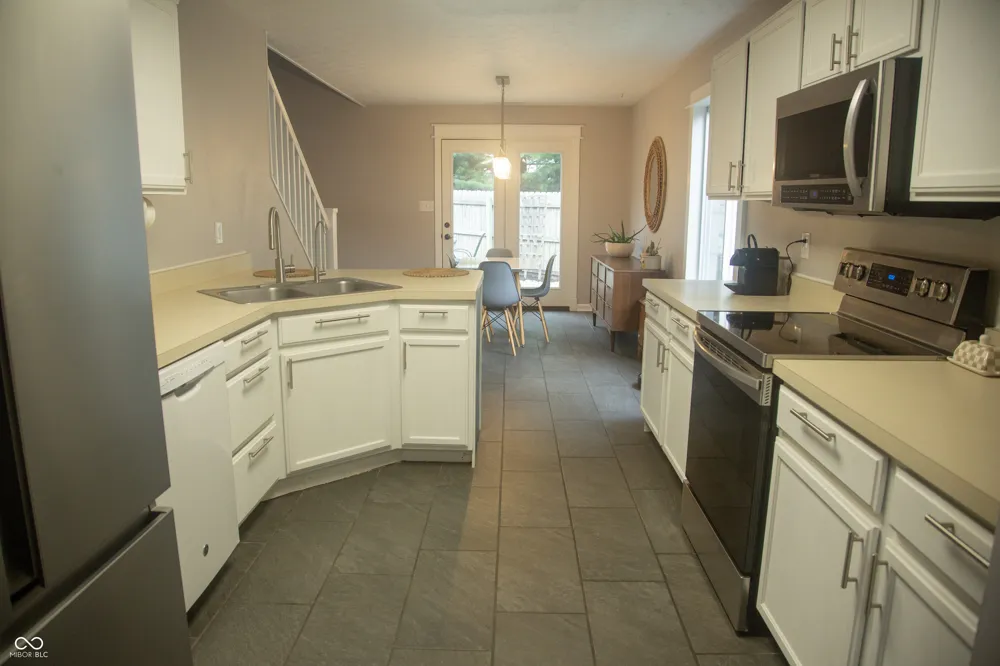 6626 Largo Plainfield, IN 46168