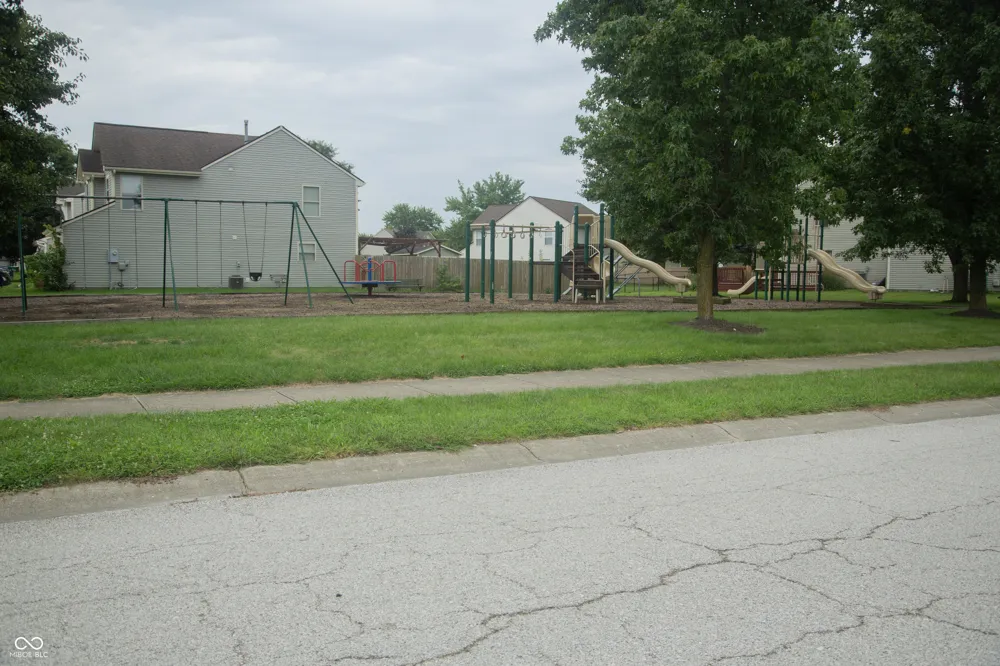 6626 Largo Plainfield, IN 46168