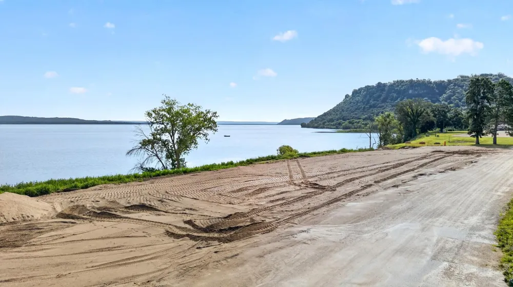 TBD Oak Street S Lake City, MN 55041