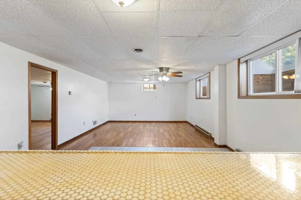 1433 Morris Avenue Hinckley, MN 55037