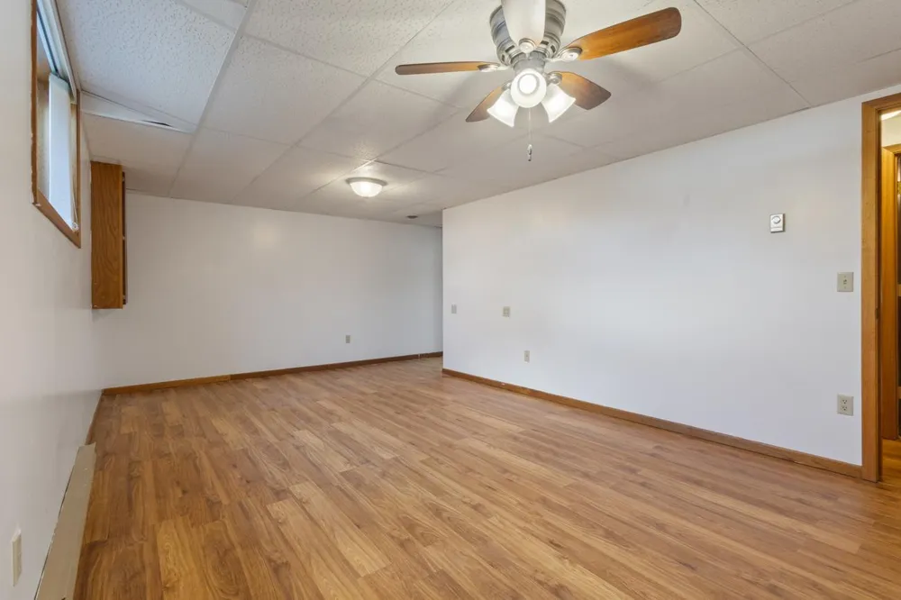 1433 Morris Avenue Hinckley, MN 55037