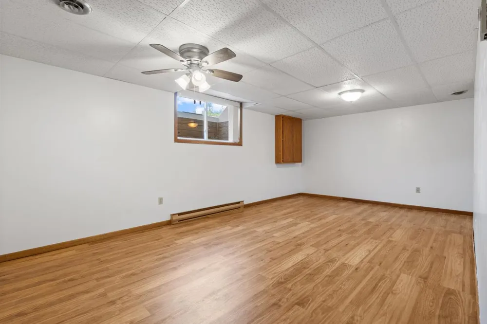 1433 Morris Avenue Hinckley, MN 55037