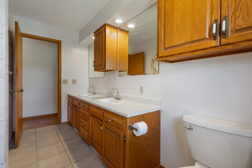 1433 Morris Avenue Hinckley, MN 55037
