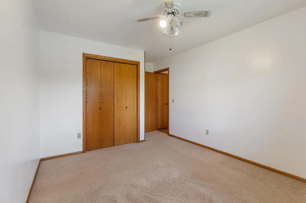 1433 Morris Avenue Hinckley, MN 55037