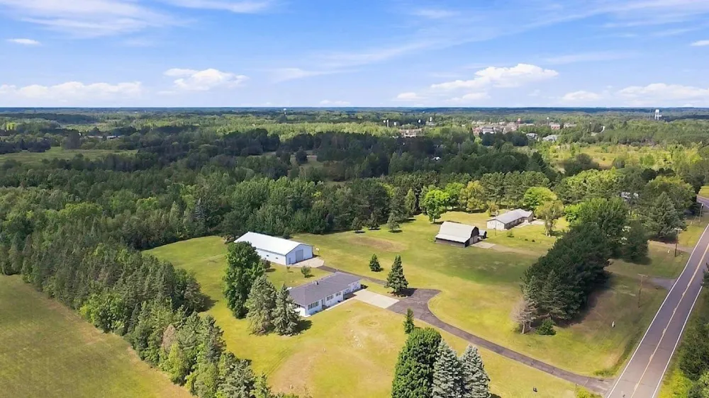 1433 Morris Avenue Hinckley, MN 55037