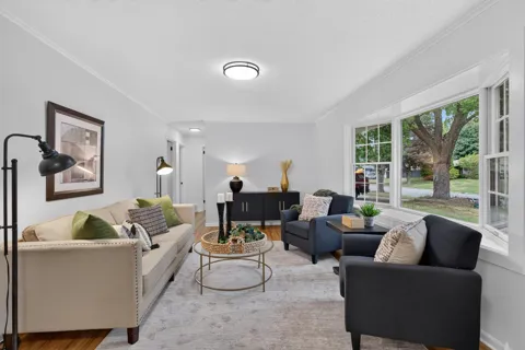1925 W 92nd Street
