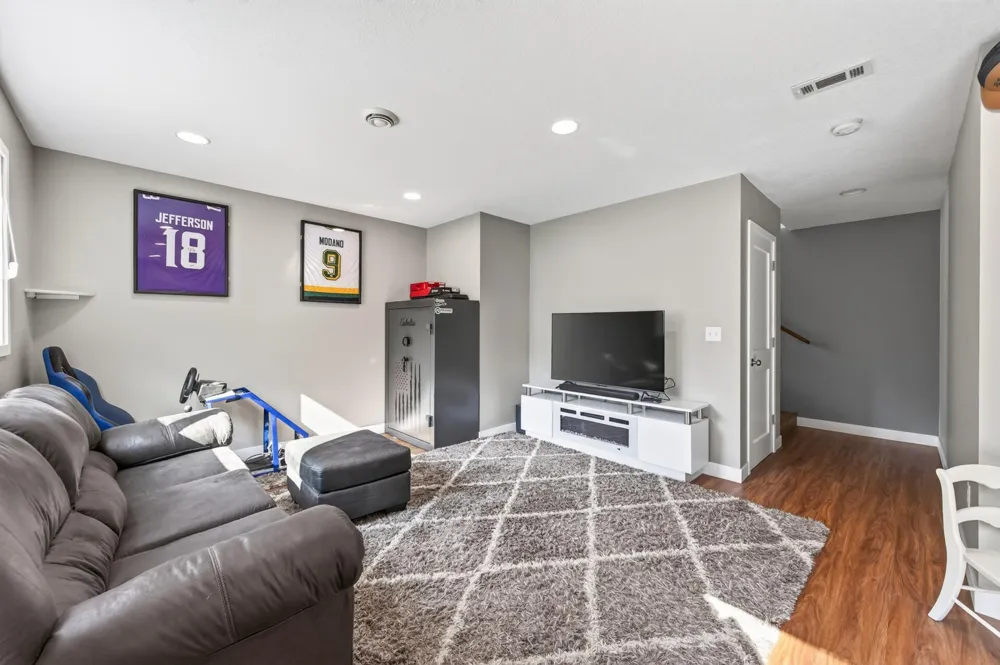 9379 Goodrich Drive Monticello, MN 55362