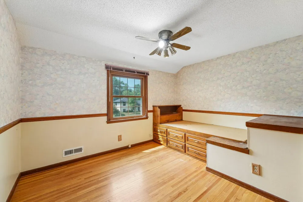 2601 103rd Avenue NW Coon Rapids, MN 55433