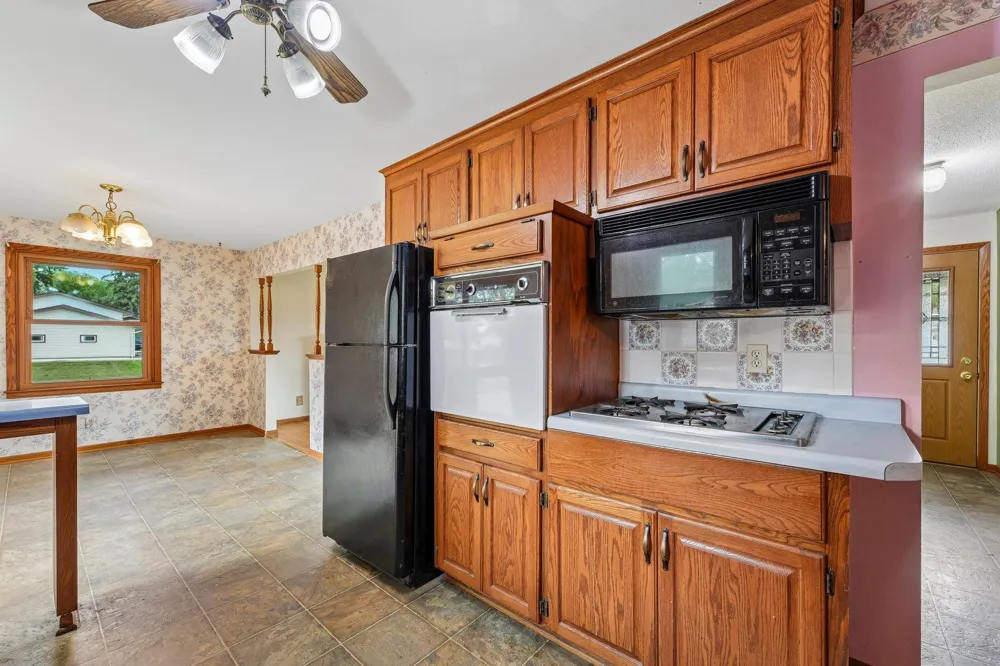 2601 103rd Avenue NW Coon Rapids, MN 55433