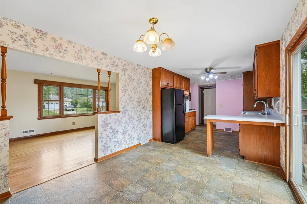 2601 103rd Avenue NW Coon Rapids, MN 55433