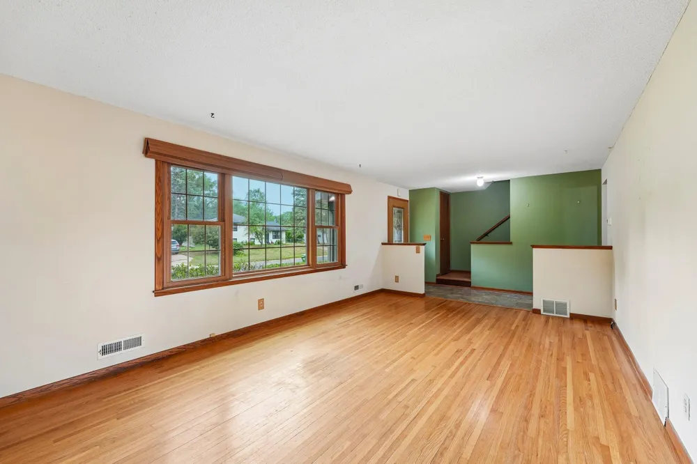 2601 103rd Avenue NW Coon Rapids, MN 55433