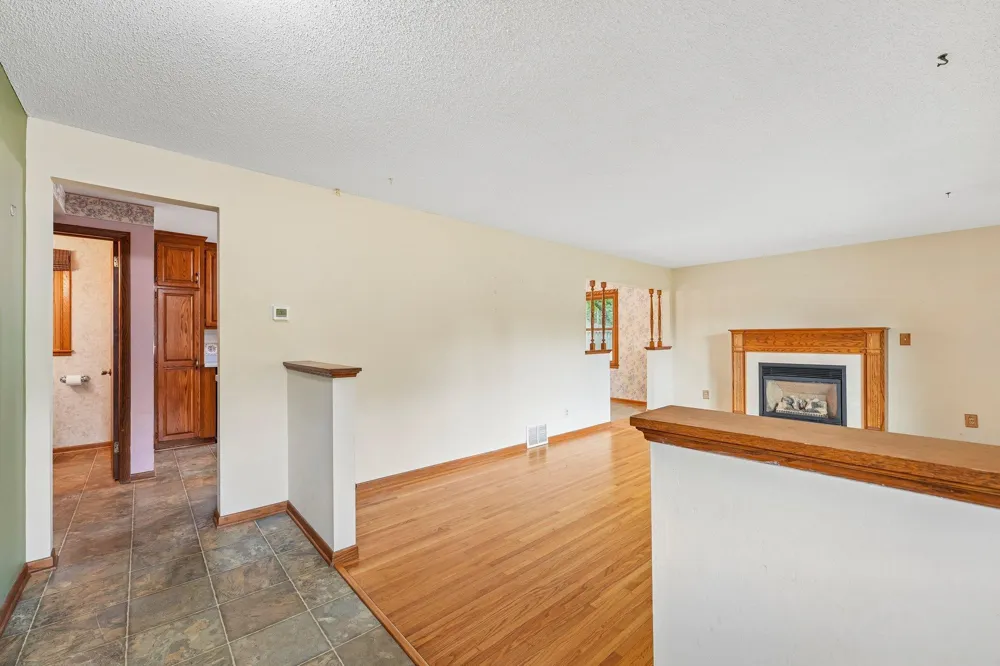 2601 103rd Avenue NW Coon Rapids, MN 55433