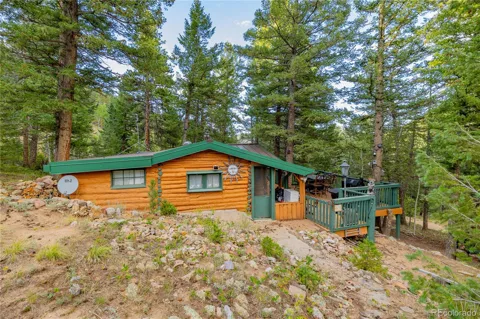 10637 Twin Spruce Road