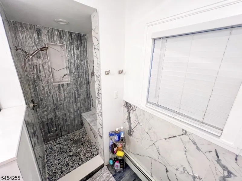 925 Hillside Ave Plainfield City, NJ 07060