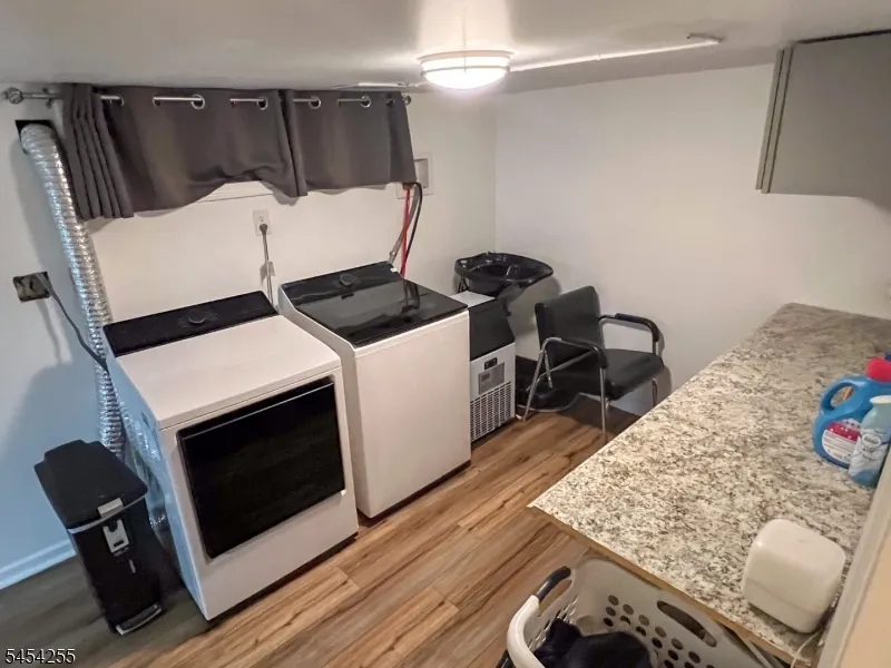 925 Hillside Ave Plainfield City, NJ 07060