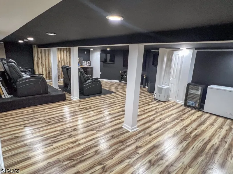 925 Hillside Ave Plainfield City, NJ 07060